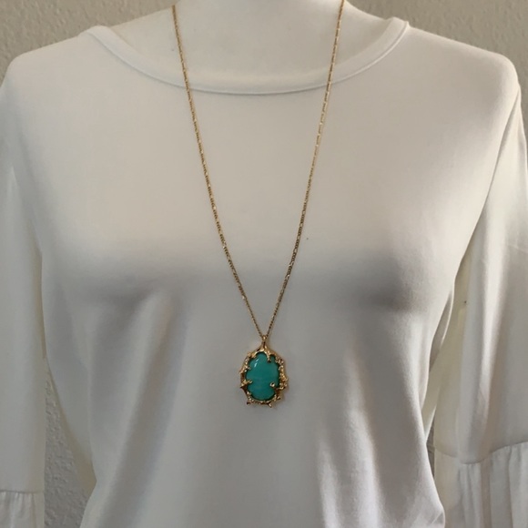 🌺Lilly Pulitzer- Necklace - Picture 3 of 5